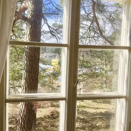 Ξενοδοχείο με διαμερίσματα Sofia Baroesund 3*