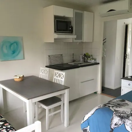 Ξενοδοχείο με διαμερίσματα Sofia Baroesund